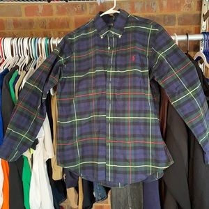 Polo Classic Button Up!!